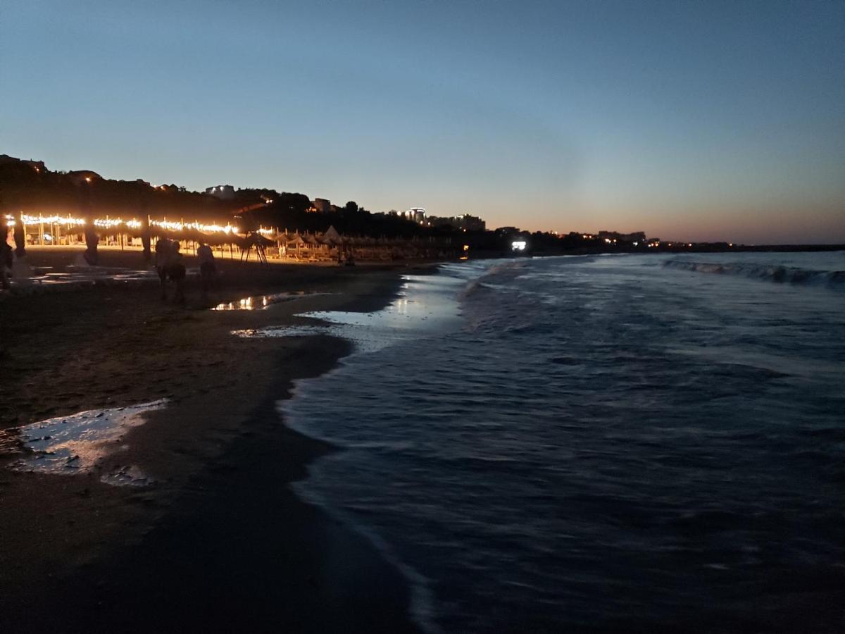 Andia Hotel Constanta Luaran gambar